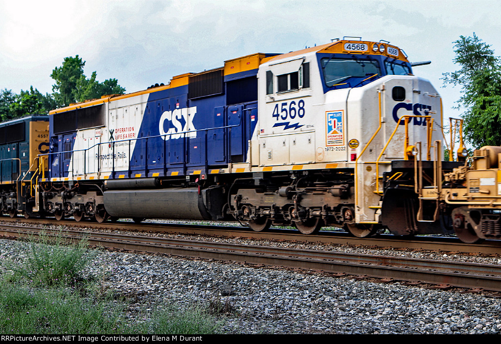 CSX 4568 on I-010